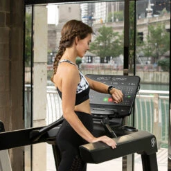 LifeFitness Club Series+ Treadmill(Lifefitness Club Series Treadmill) -Top Fitness Store lifefitness club series treadmill 918862